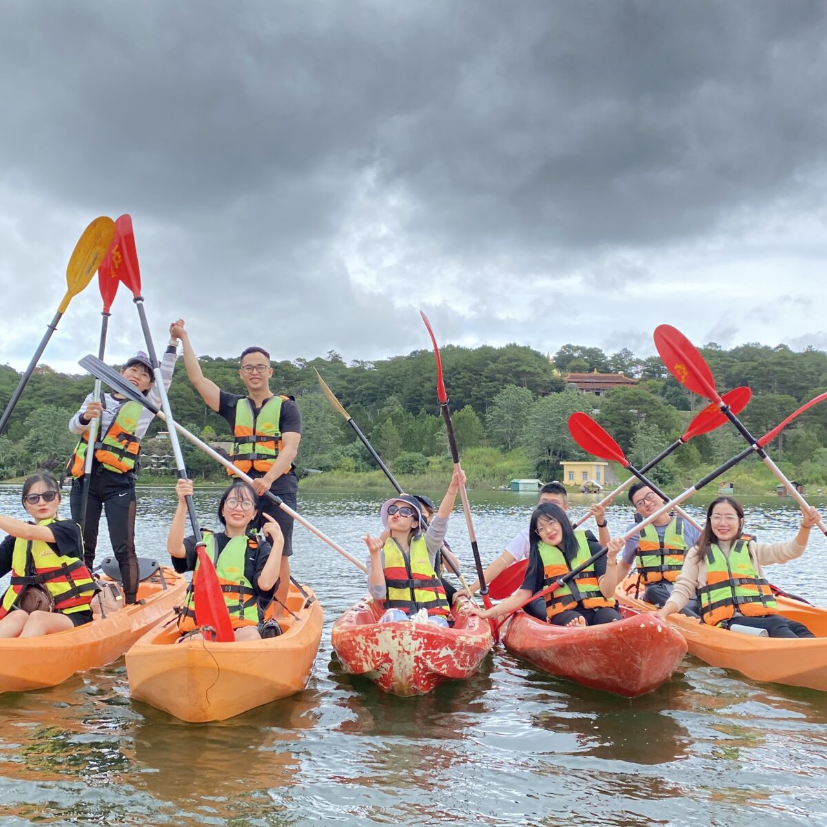 chèo thuyền kayak hồ tuyền lâm