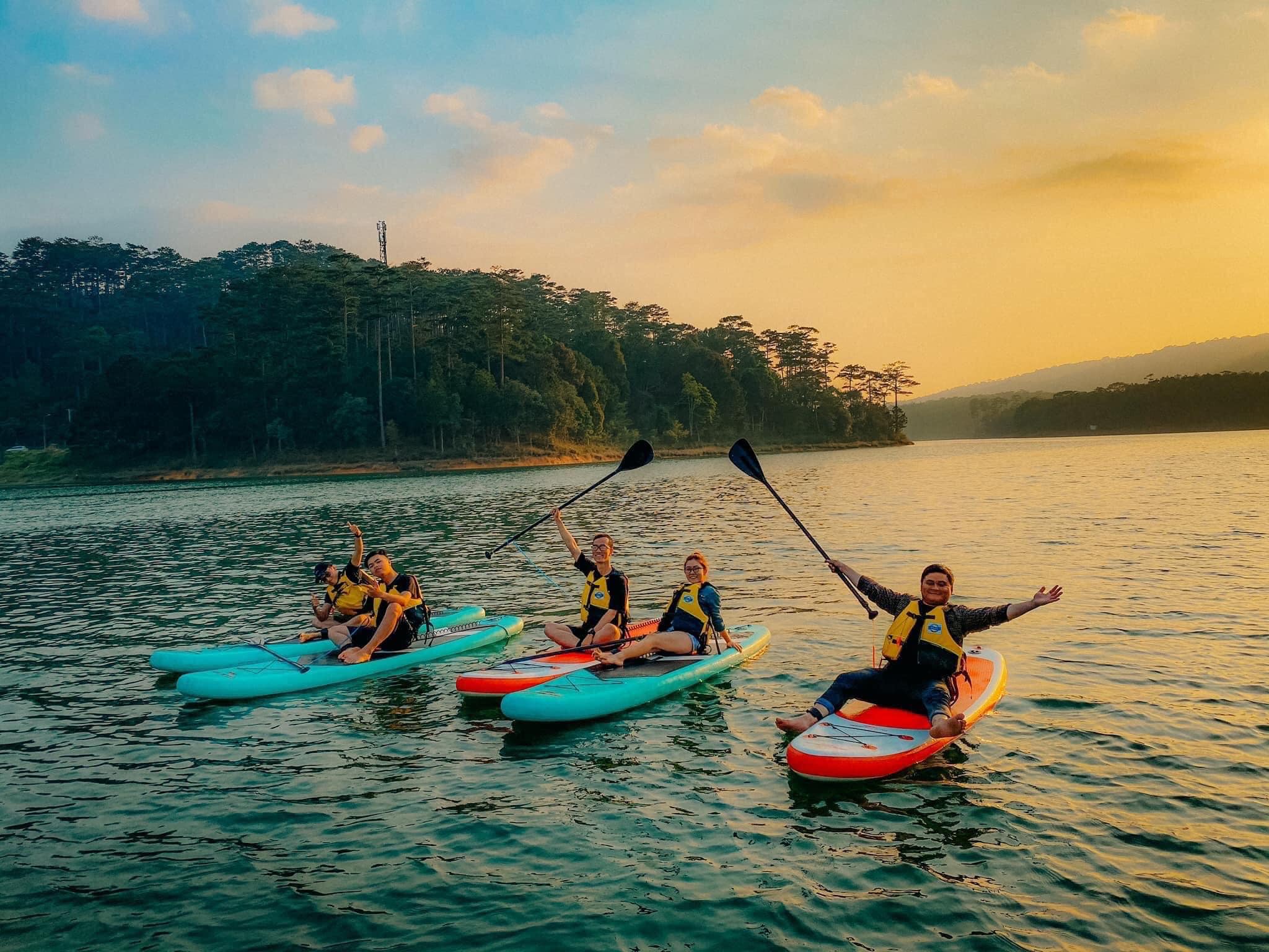 chèo SUP Đà Lạt