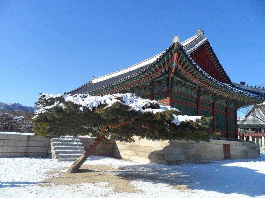 Cung điện Kyeongbok (Cảnh Phúc Cung) vào mùa đông
