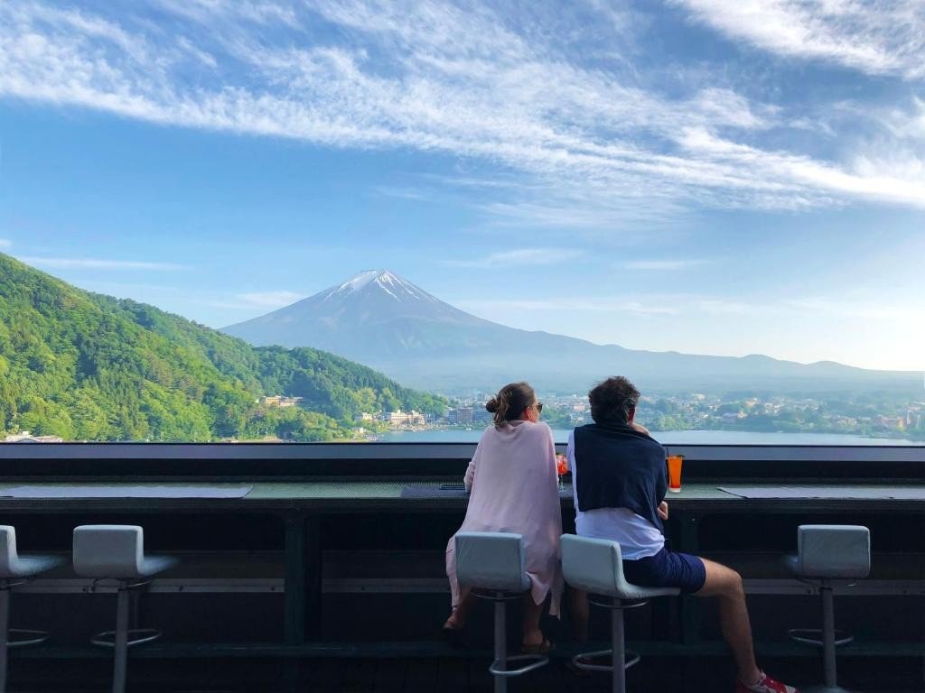 Chinh phục đỉnh núi Phú Sĩ vào mùa hè
