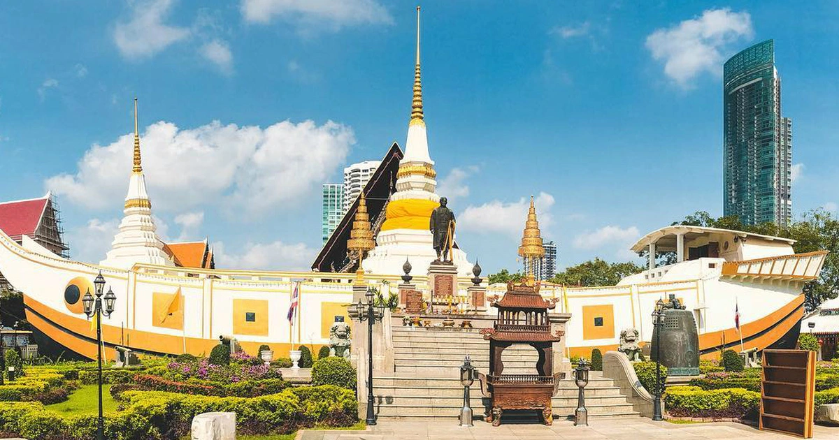 Du lịch thái lan Chùa thuyền Wat Yannawa Thái Lan