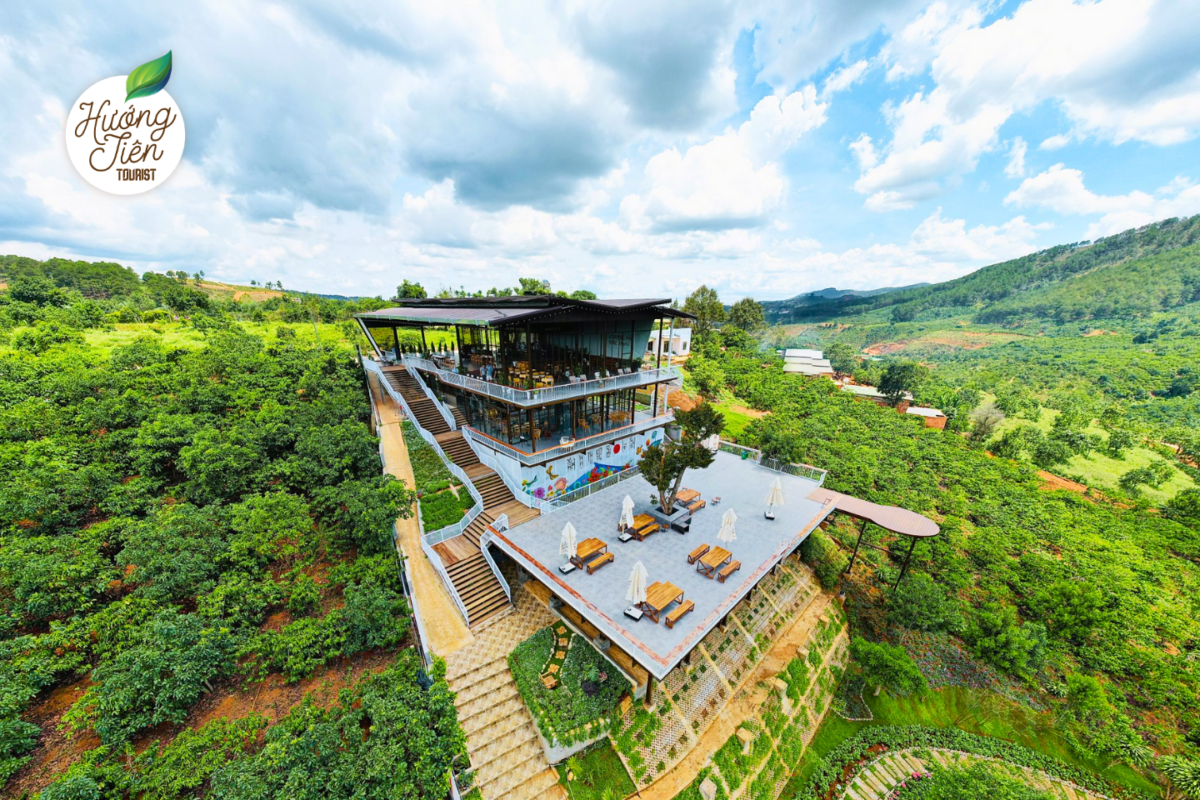 Scenic view from a coffee shop in Dalat featured in the Dalat 4 Day Golf and City Tour.