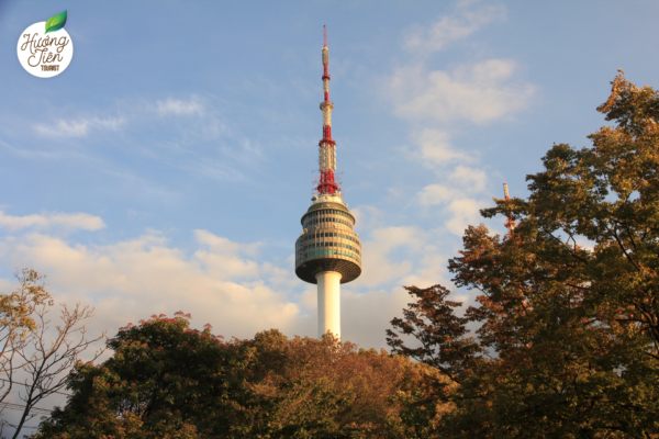 Tháp Namsan trong Tour Hàn Quốc Cao Cấp 5 Ngày Seoul - Nami