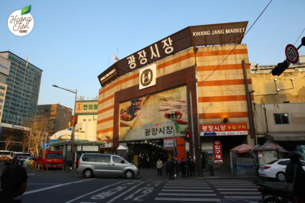 Chợ Gwangjang trong Tour Hàn Quốc Cao Cấp 5 Ngày Seoul - Nami