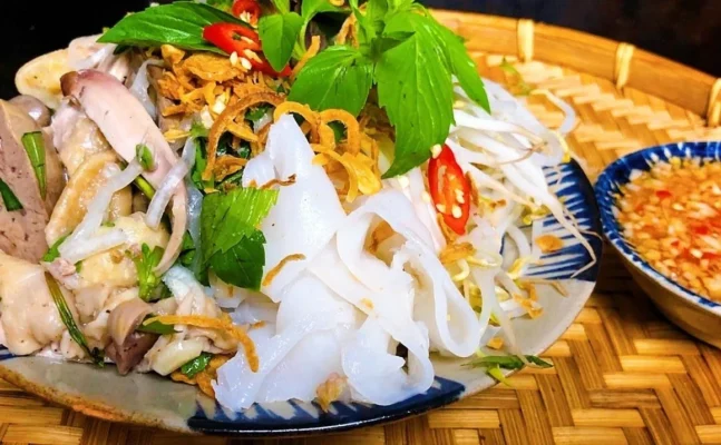 A plate of delicious local food enjoyed near Xuan Huong Lake in Dalat.