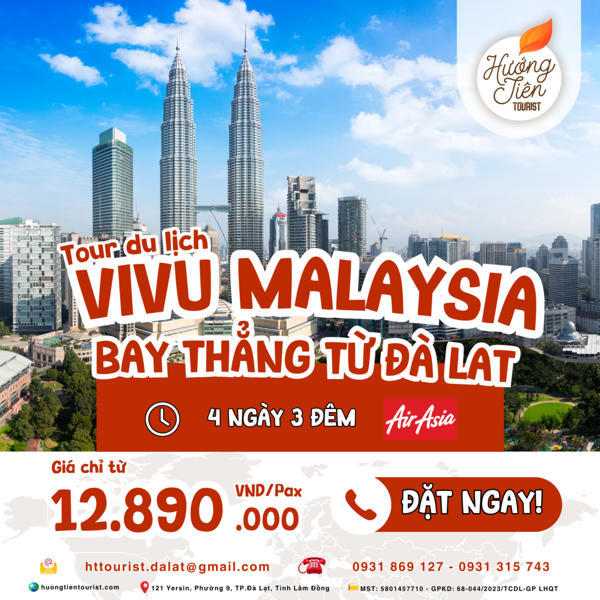 banner tour malaysia khởi hành từ đà lạt hành trình 4 ngày 3 đêm với dòng chữ "Vi vu malaysia" màu đỏ viền trắng. Hình nền tháp đôi petronas buổi sáng