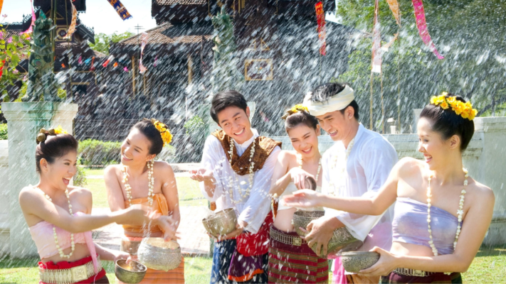Songkran tour thai lan tron goi