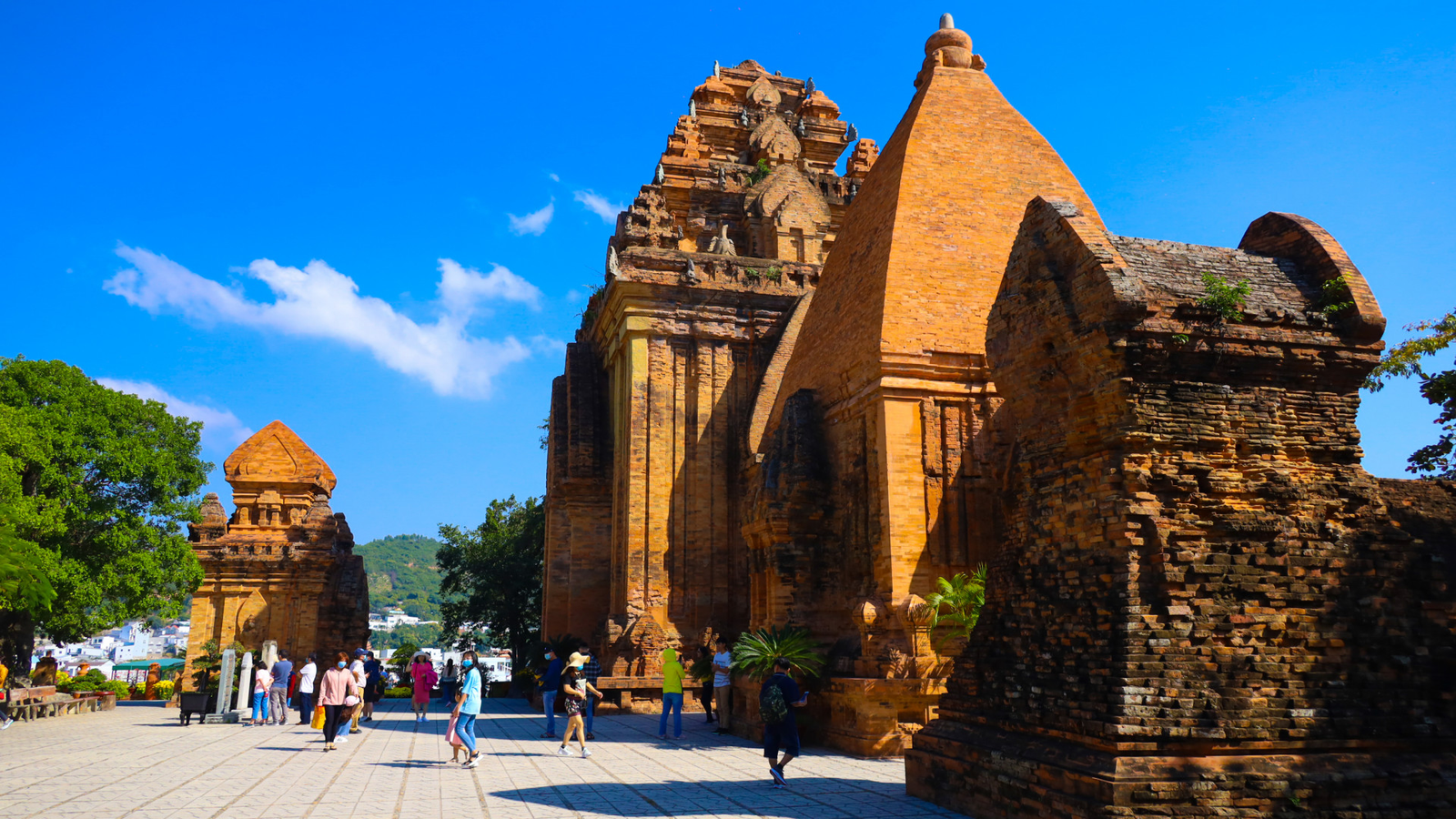 tour nha trang - Hướng Tiên Tourist