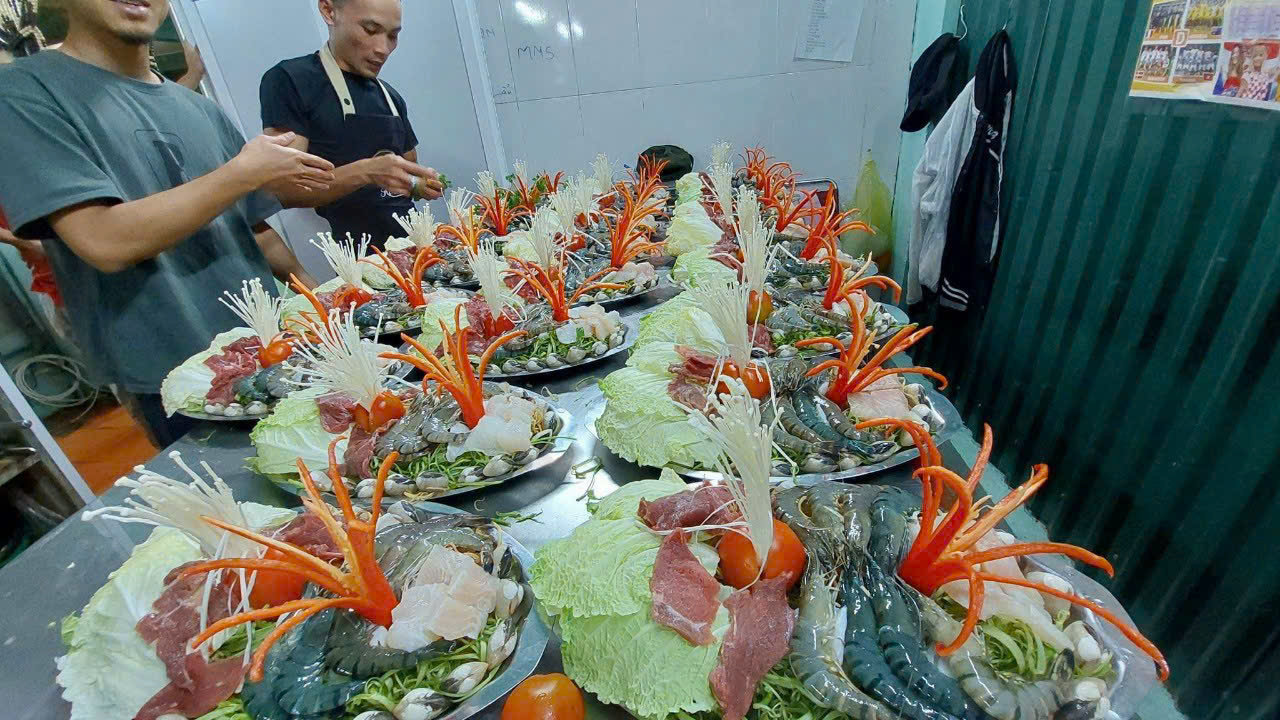 Halal food ISMAEL Restaurant Dalat