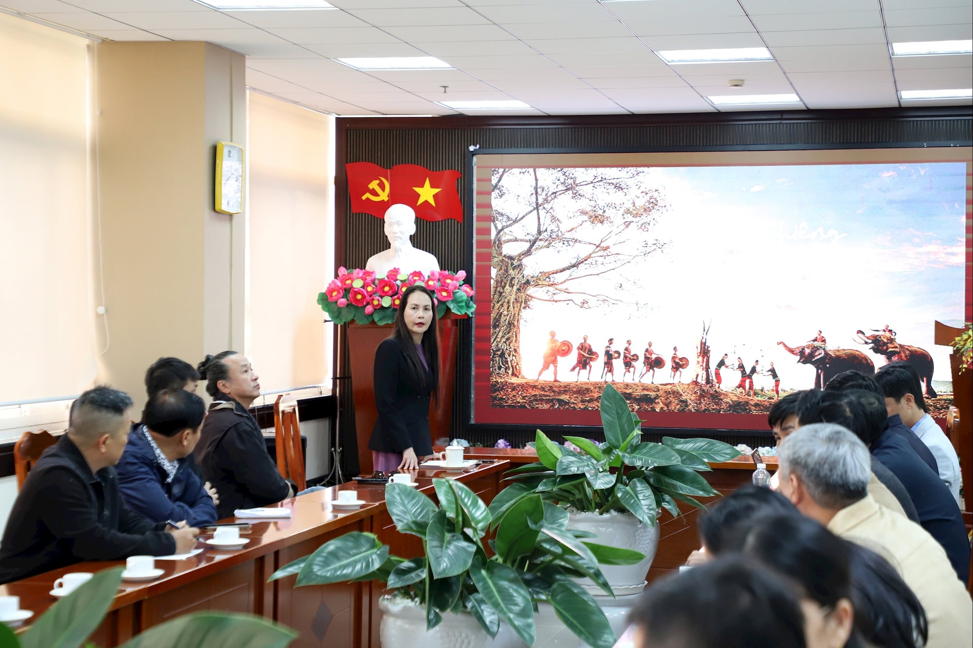 họp chuẩn bị lễ hội cồng chiêng đông nam á 2025